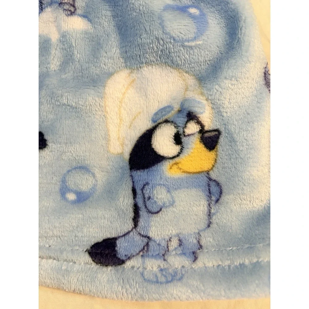 Bluey Fleece Robe - 2T - Picture 1 of 4